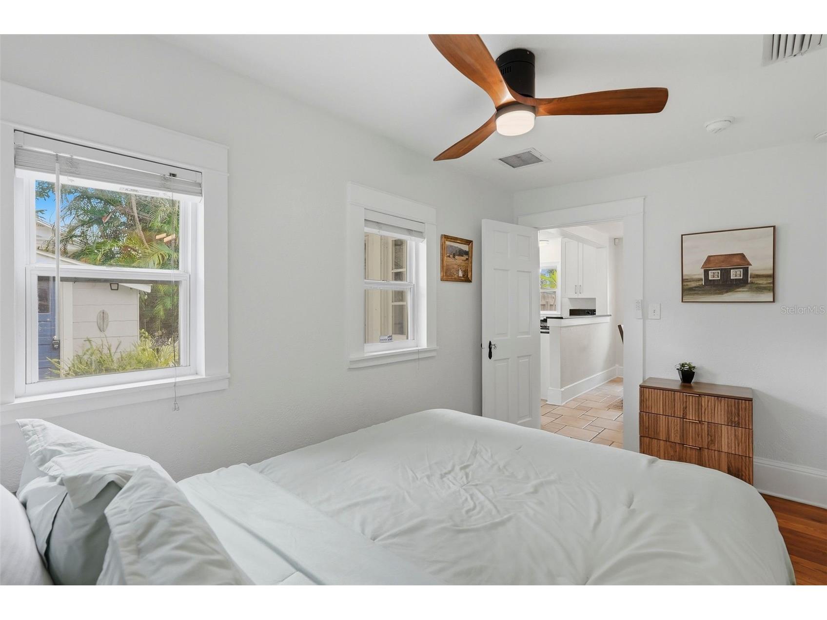 608 Kirkwood Terrace N Saint Petersburg FL 33701 TB8517103 image14