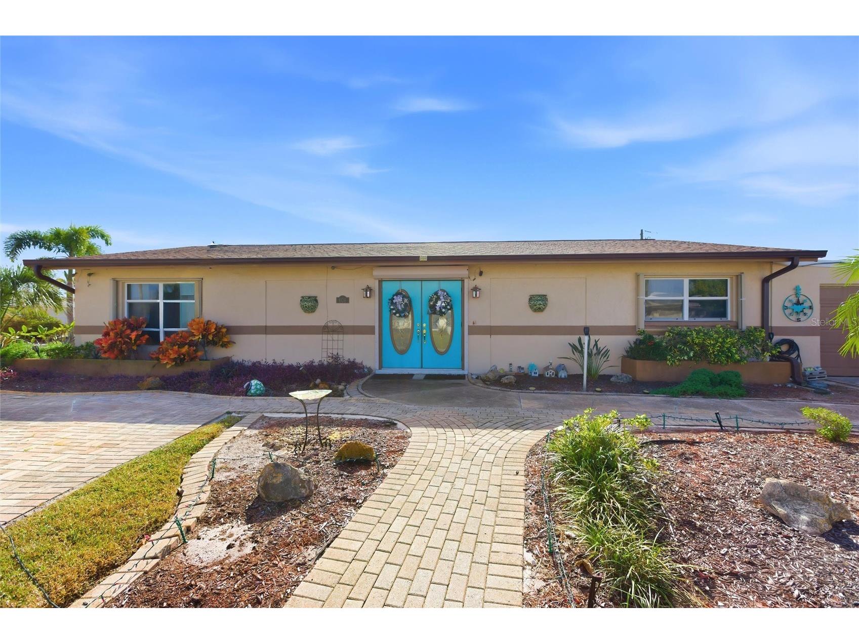 608 La Gorce Dr Venice FL 34293 A4696938 image1