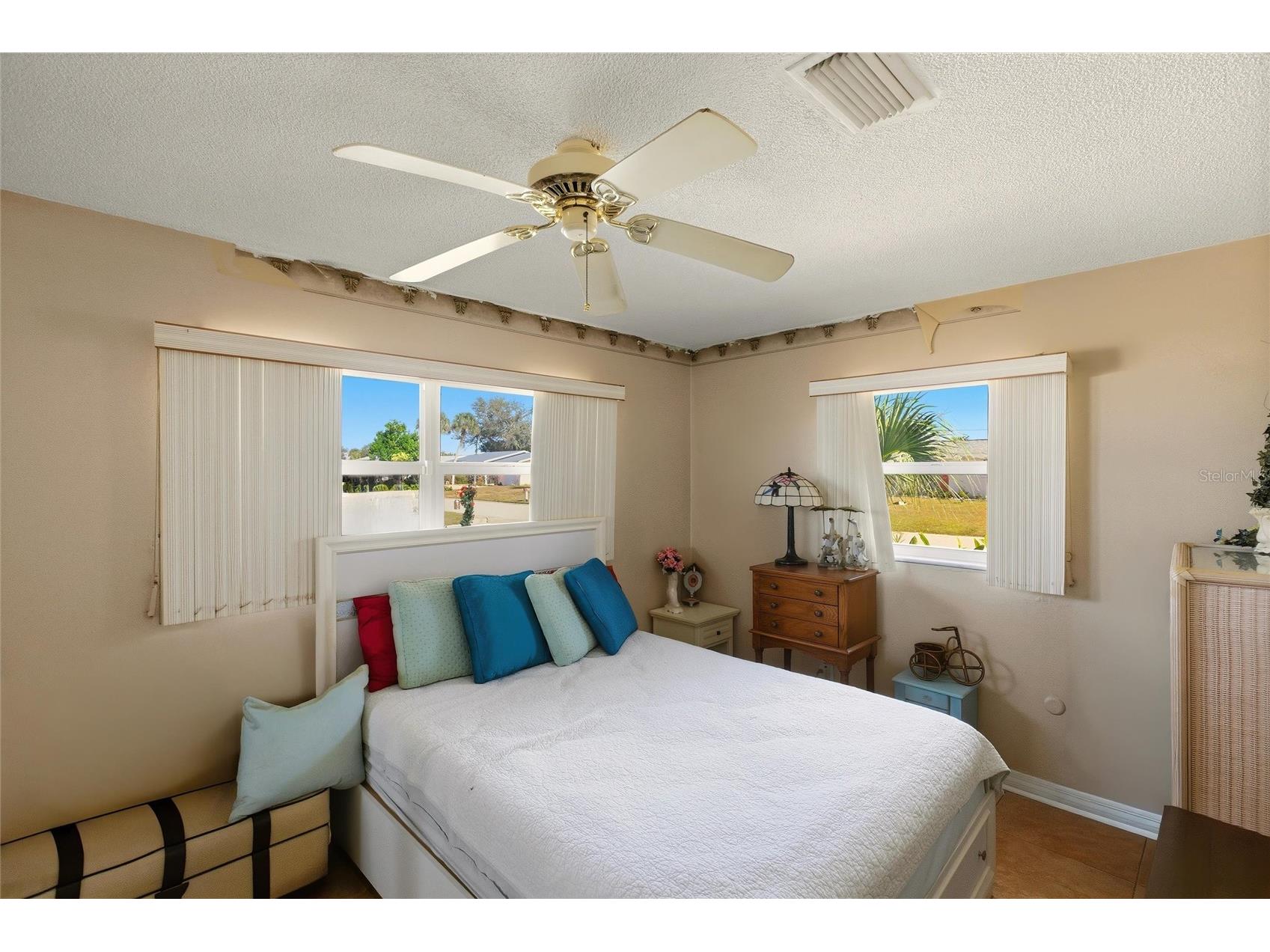 608 La Gorce Dr Venice FL 34293 A4696938 image10