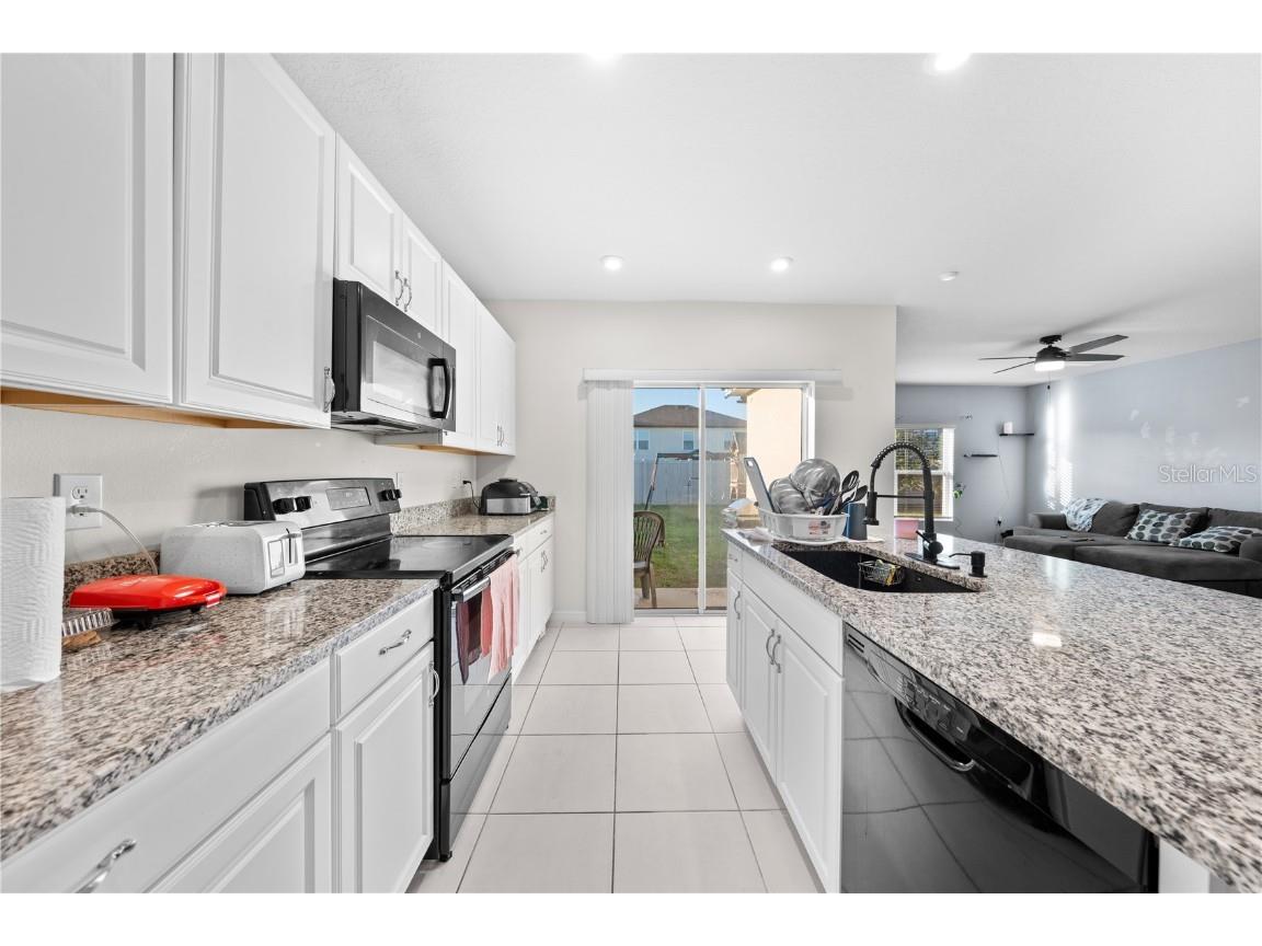 608 Meadow Bend Drive Davenport FL 33837 O6346994 image4