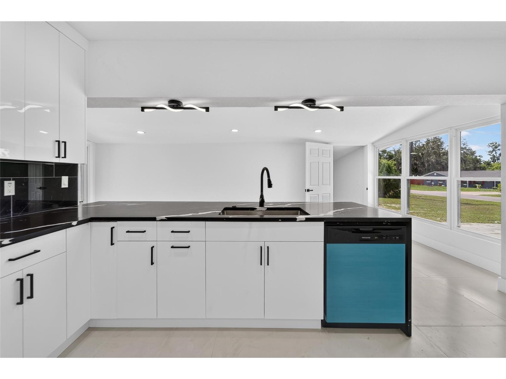 608 N Echo Drive Brandon FL 33511 TB8522148 image12