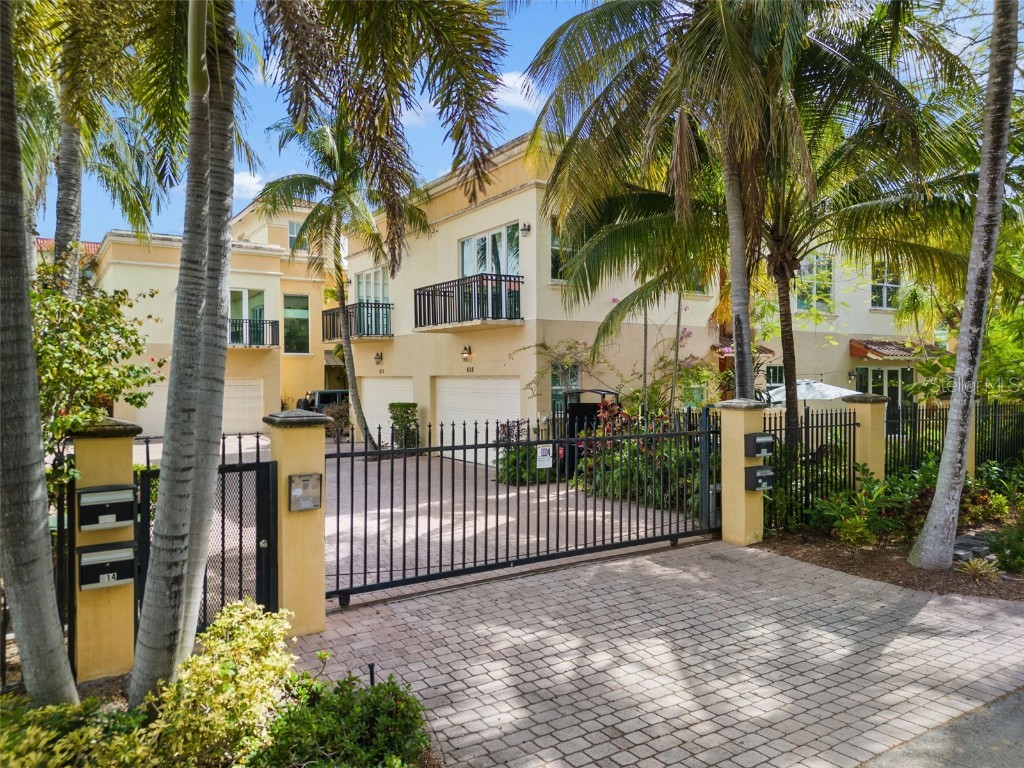 608 NE 11th Avenue Fort Lauderdale FL 33304 O6157859 image1