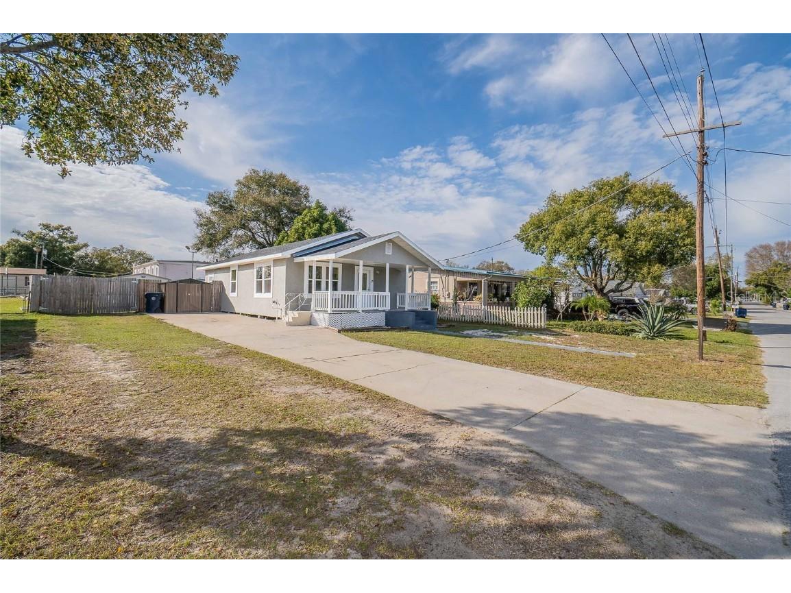 608 Oak Street Auburndale FL 33823 L4942690 image1
