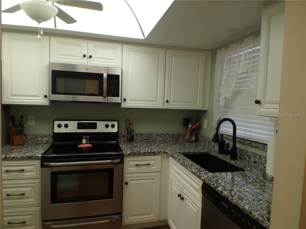 608 Park Circle Bradenton FL 34207 A4673632 image15