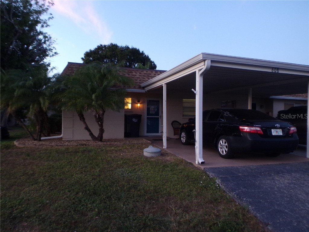 608 Park Circle Bradenton FL 34207 A4673632 image46