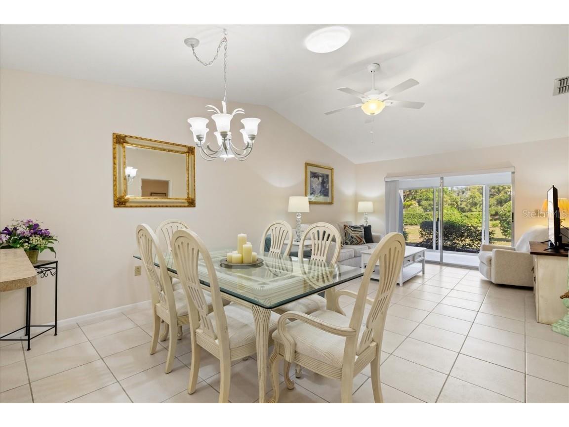 608 Pinebrook Crescent #8 Venice FL 34285 N6141552 image13