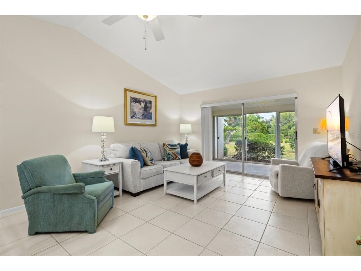 608 Pinebrook Crescent #8 Venice FL 34285 N6141552 image17