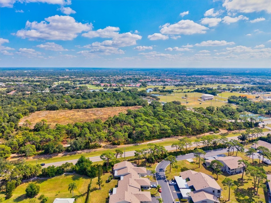 608 Pinebrook Crescent #8 Venice FL 34285 N6141552 image47