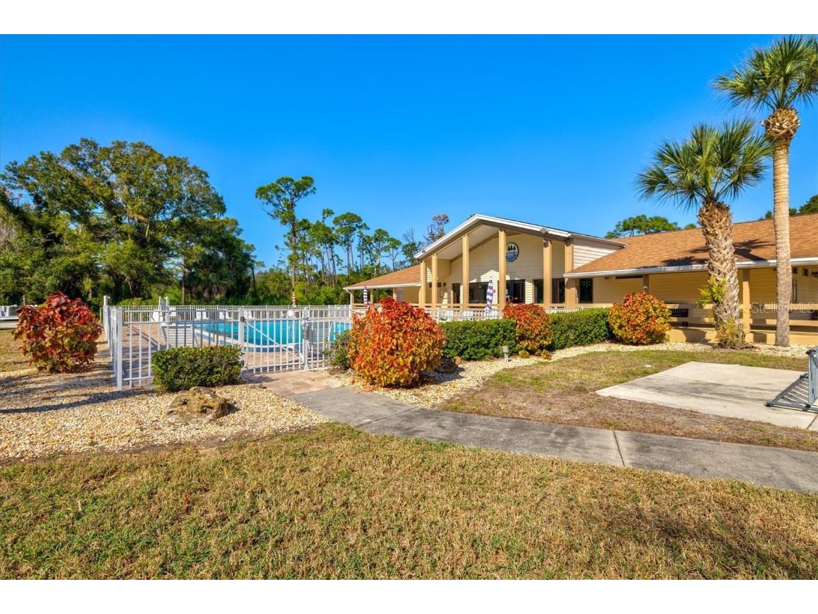 608 Pinebrook Crescent #8 Venice FL 34285 N6141552 image52