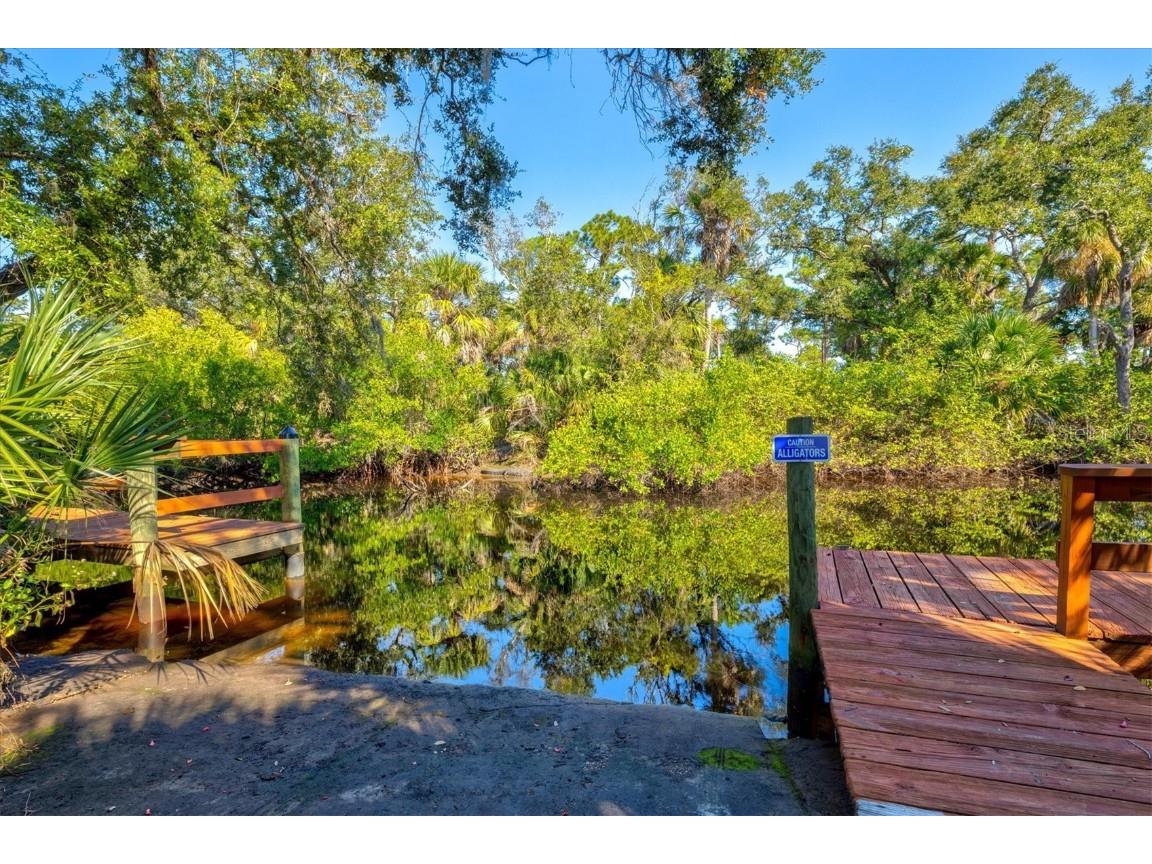 608 Pinebrook Crescent #8 Venice FL 34285 N6141552 image59