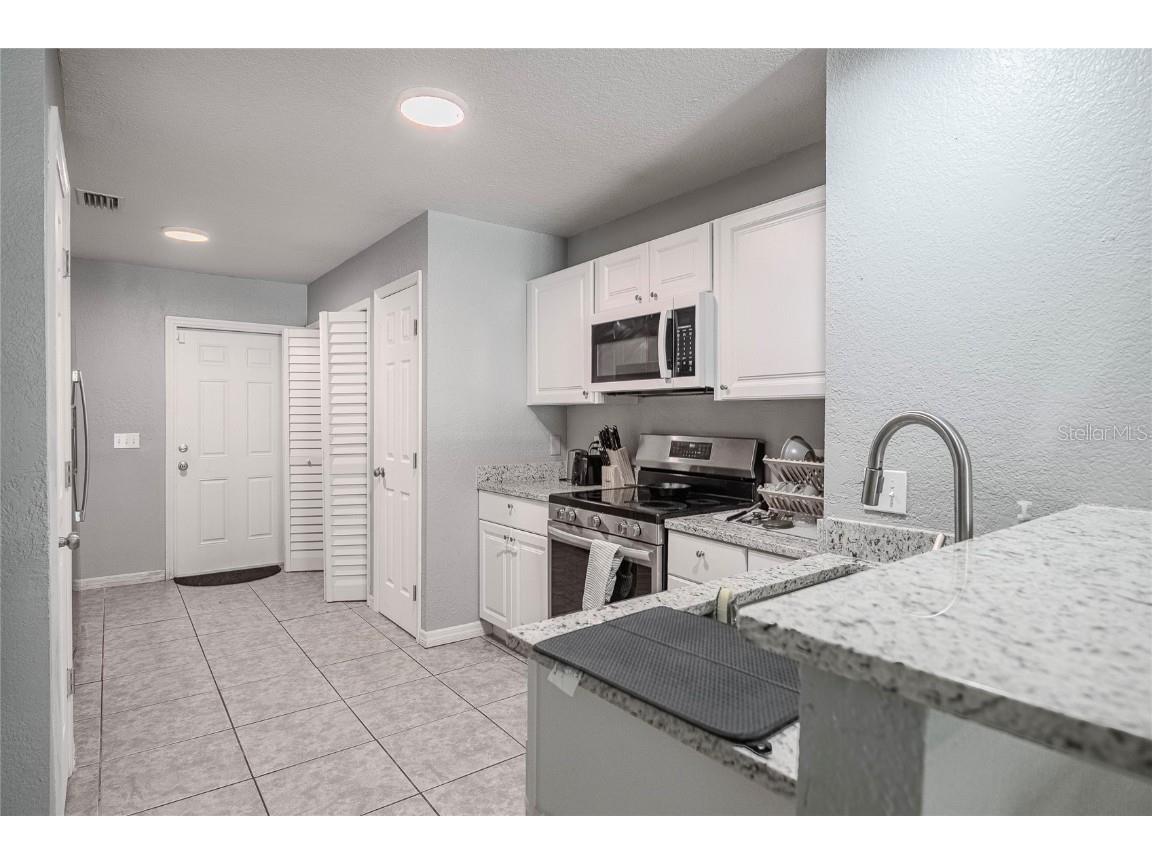 608 Pineville Lane Lakeland FL 33810 L4954765 image11