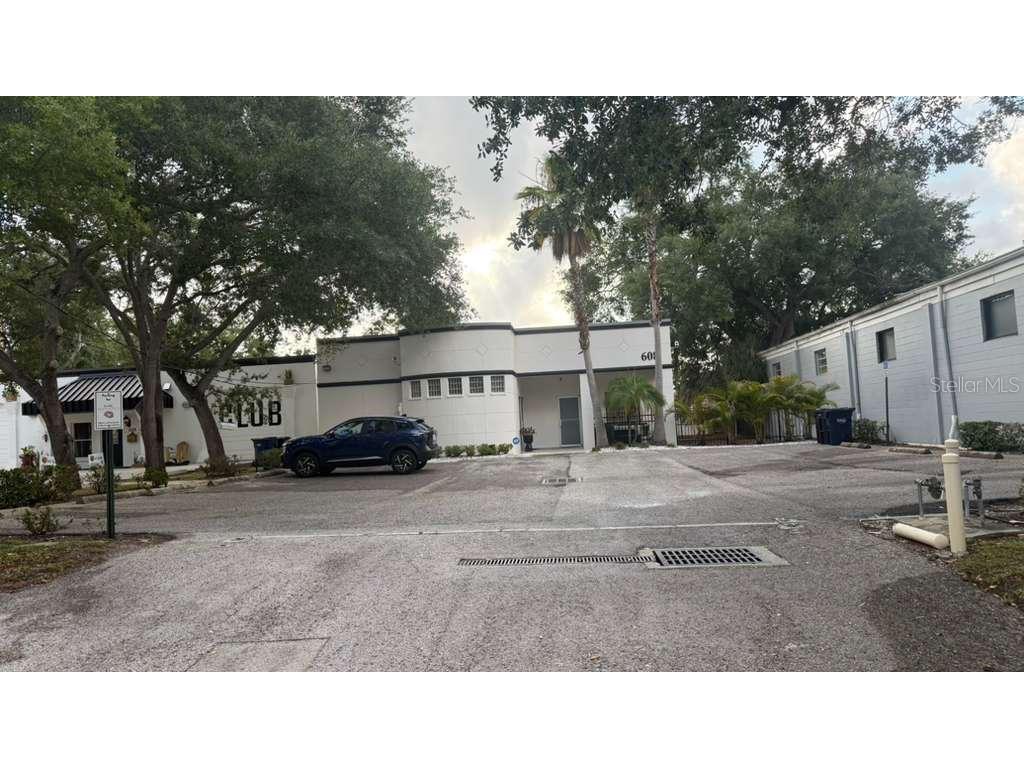 608 S Tampania Avenue Tampa FL 33609 A4694463 image2