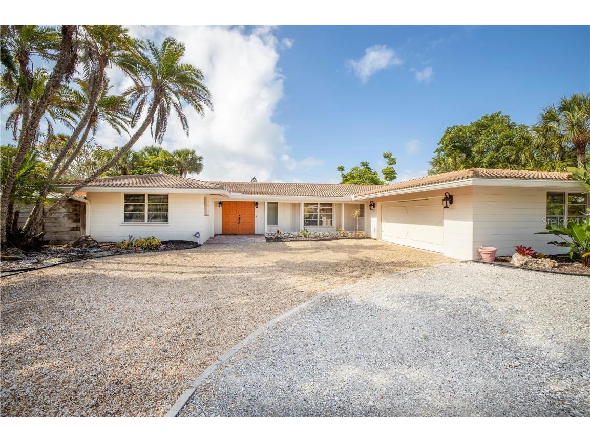 608 Treasure Boat Way Sarasota FL 34242 A4580585 image1