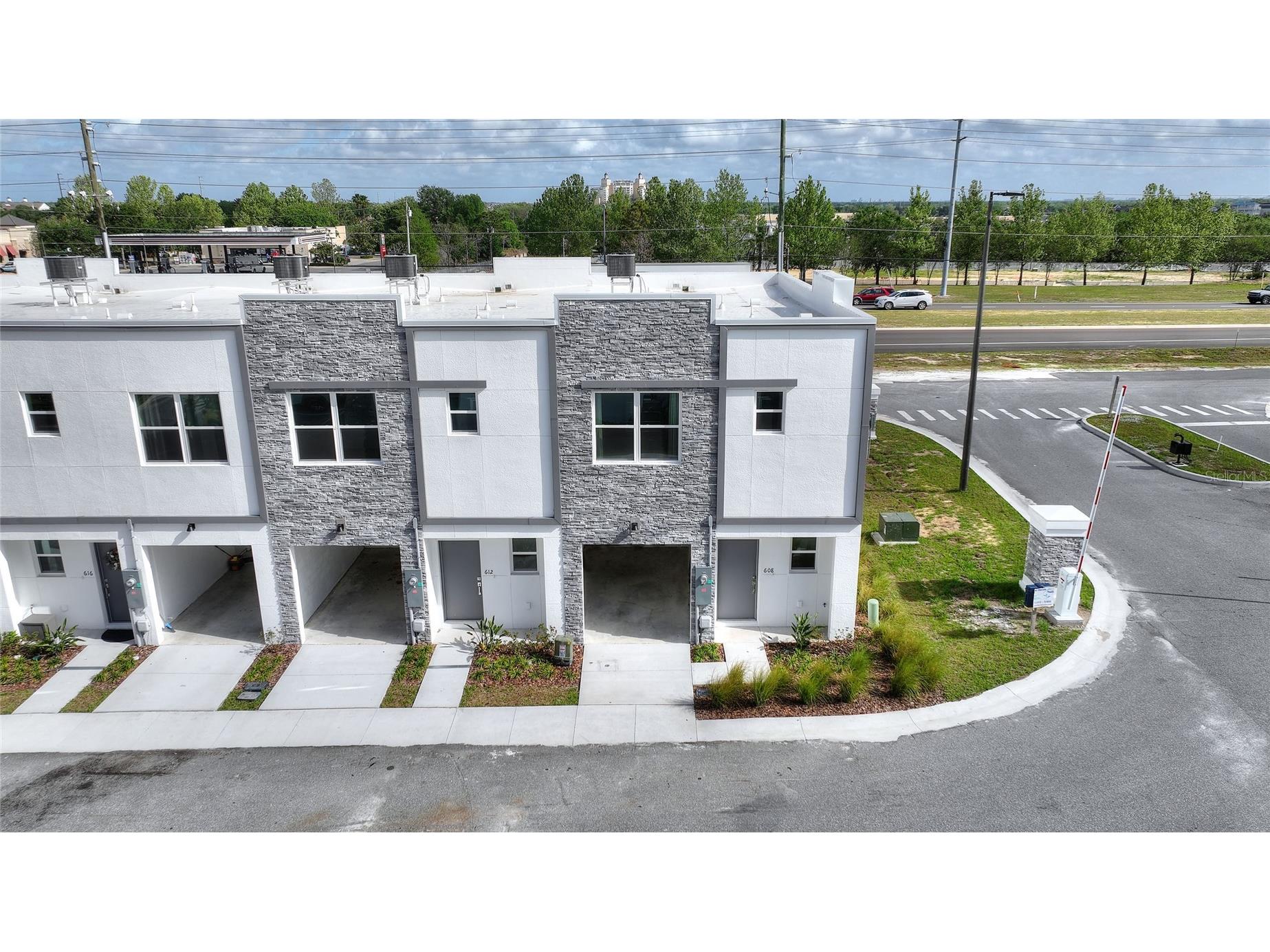 608 Trikomo Drive Davenport FL 33896 O6385848 image1