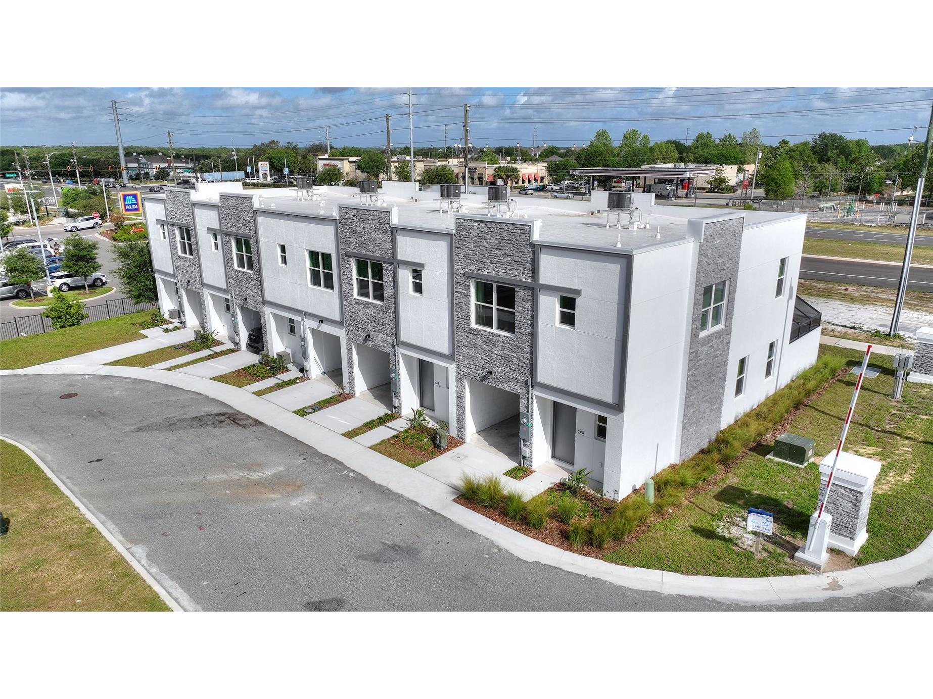 608 Trikomo Drive Davenport FL 33896 O6385848 image43