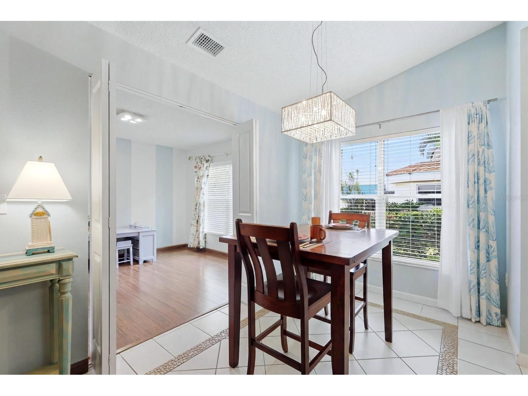 608 Tyson Terrace #8 Venice FL 34285 A4696776 image11