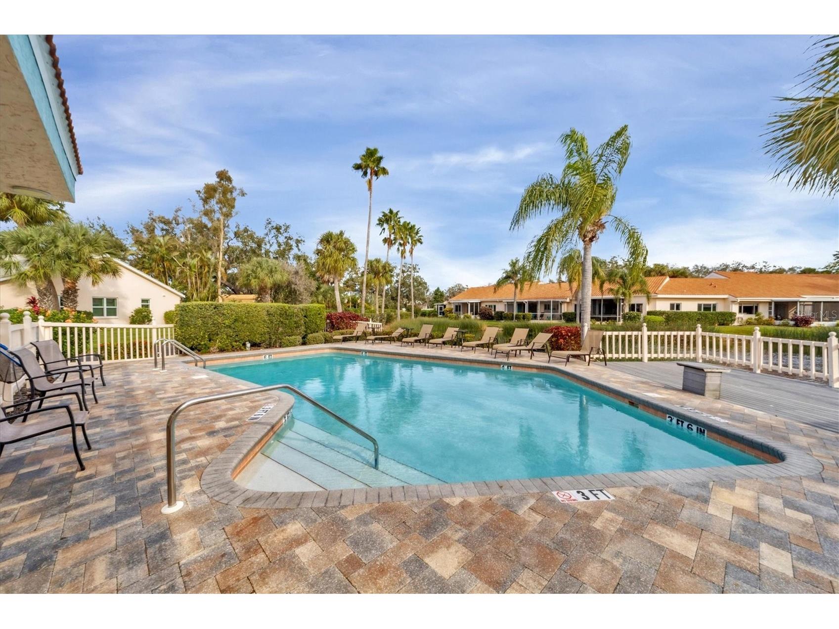 608 Tyson Terrace #8 Venice FL 34285 A4696776 image44