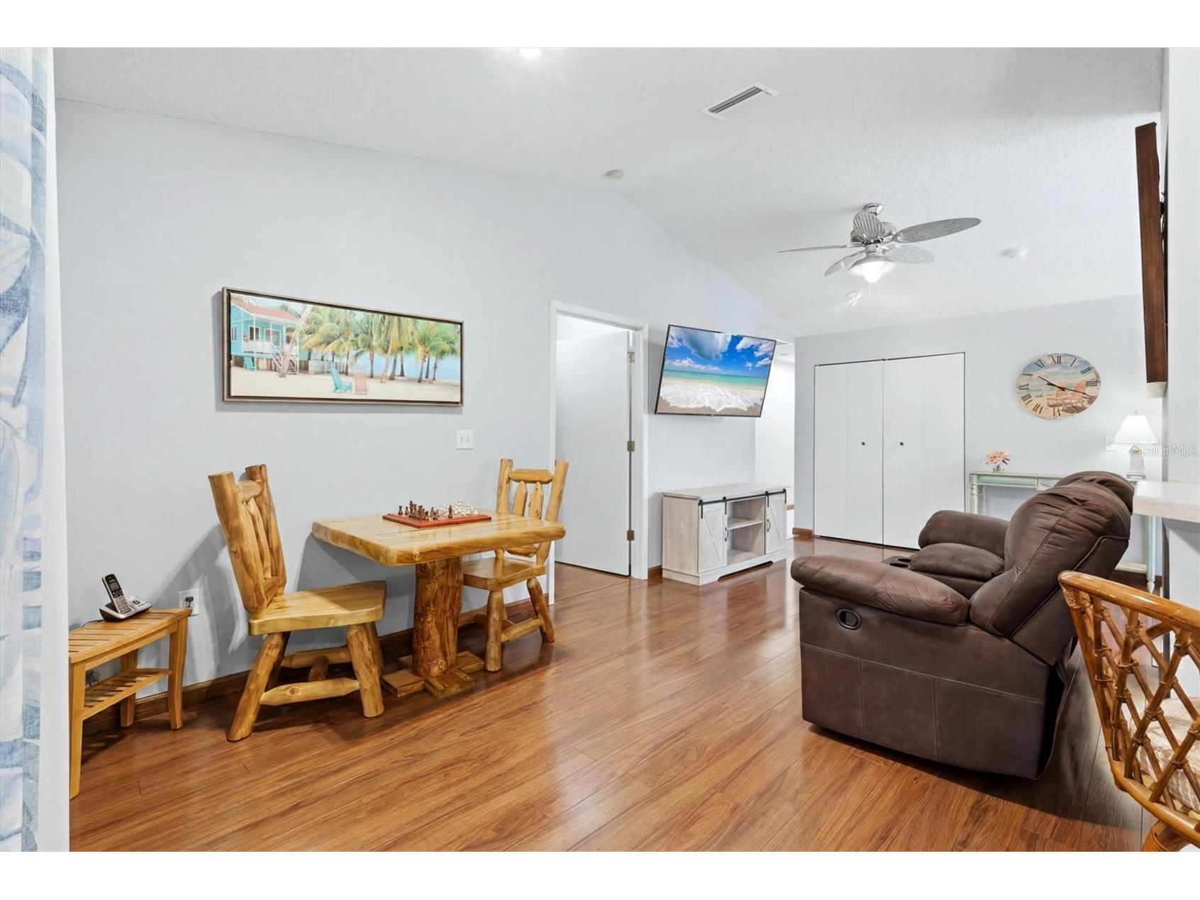 608 Tyson Terrace #8 Venice FL 34285 A4696776 image9
