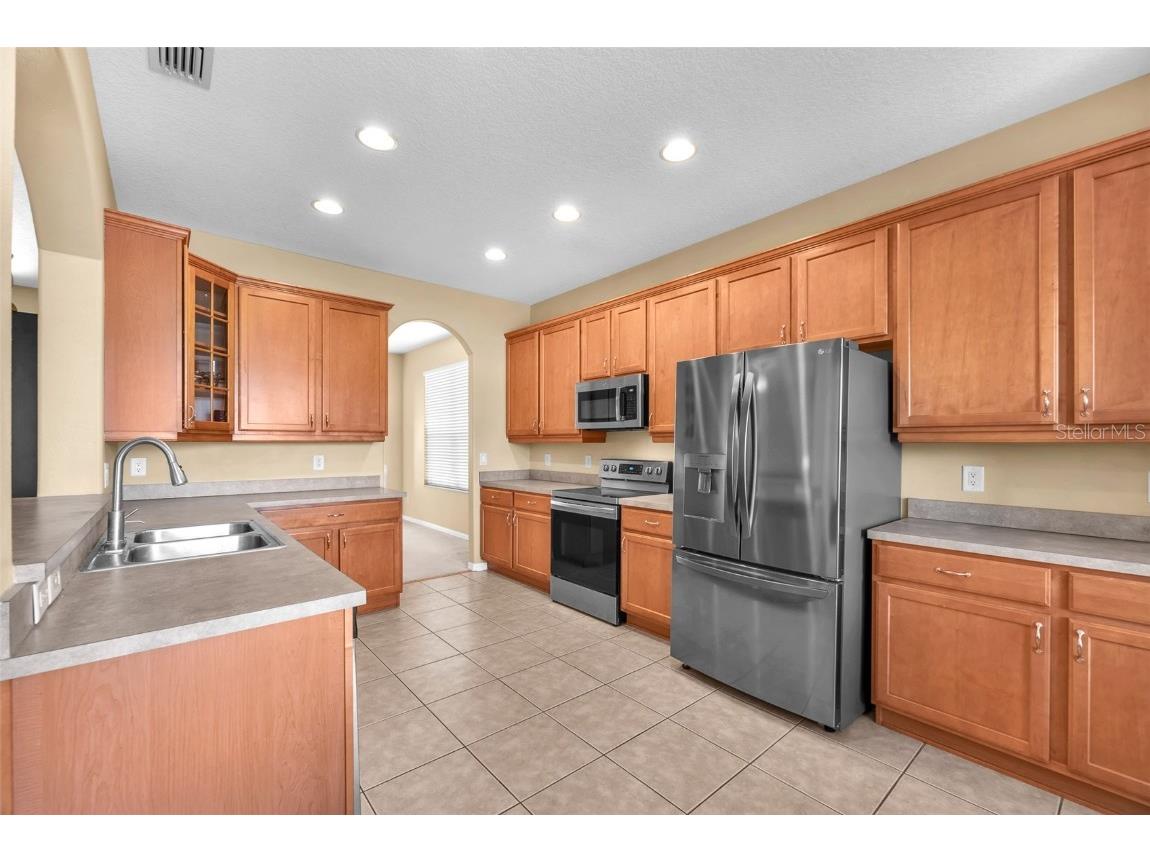 608 Washita Stone Drive Ruskin FL 33570 TB8450953 image12