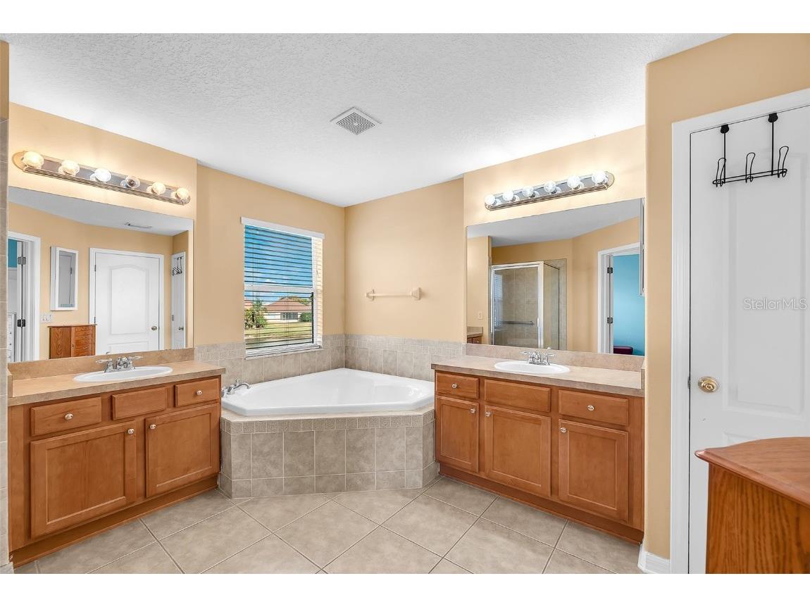 608 Washita Stone Drive Ruskin FL 33570 TB8450953 image27