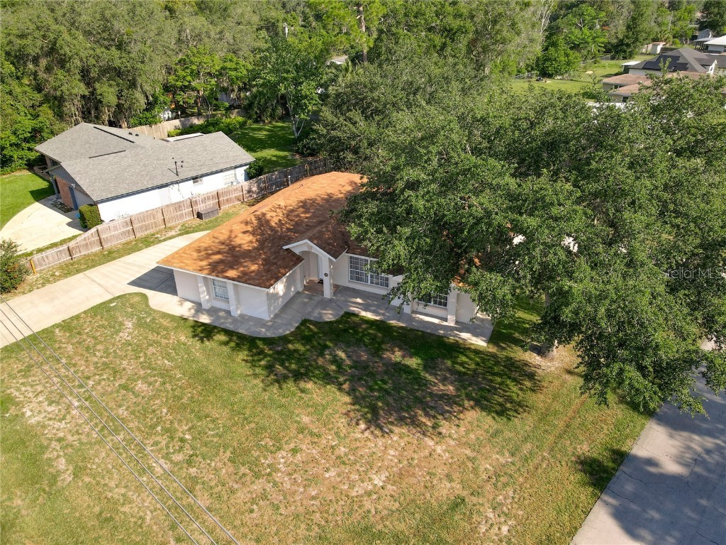 608 Whitemarsh Avenue Deltona FL 32725 V4930859 image1