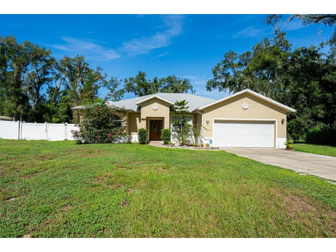 608 Willard Avenue Fruitland Park FL 34731 G5099668 image1