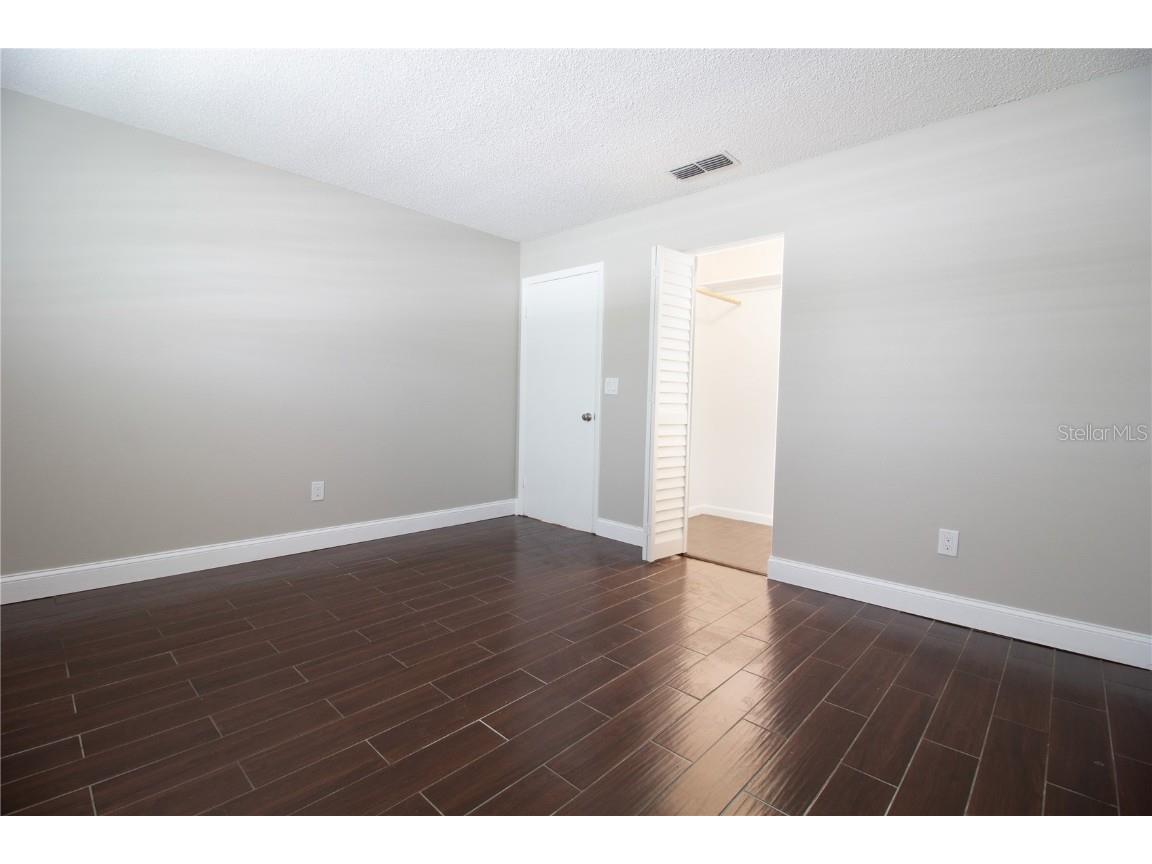 6080 80th Street N #201 Saint Petersburg FL 33709 TB8426343 image18