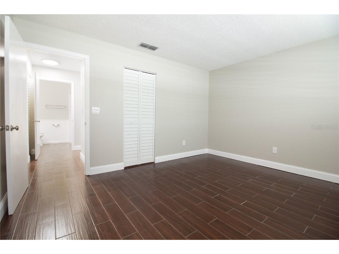 6080 80th Street N #201 Saint Petersburg FL 33709 TB8426343 image19