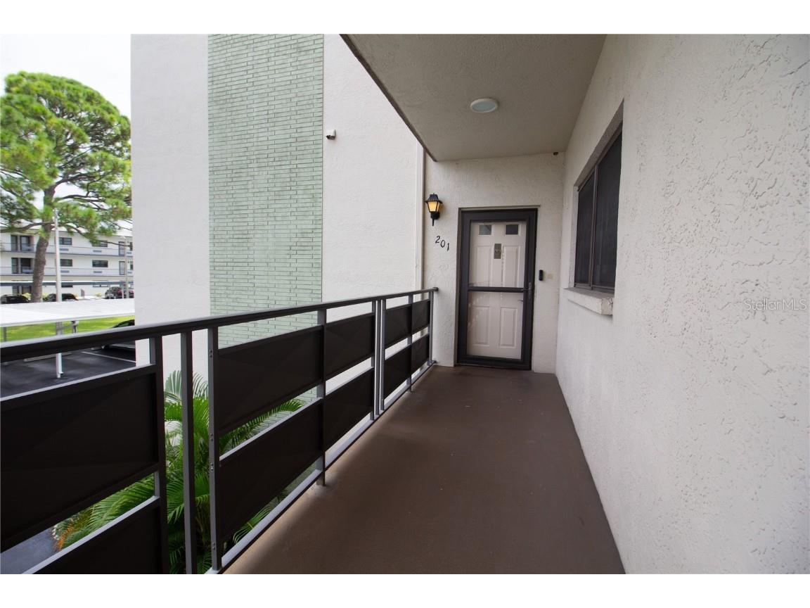 6080 80th Street N #201 Saint Petersburg FL 33709 TB8426343 image4