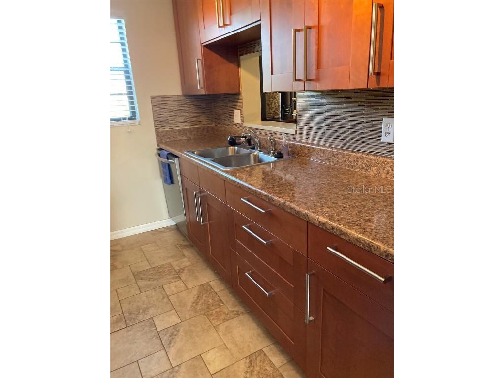 6080 80th Street N #409 Saint Petersburg FL 33709 TB8375293 image24