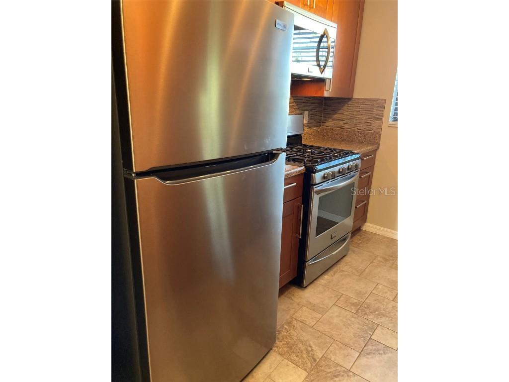 6080 80th Street N #409 Saint Petersburg FL 33709 TB8375293 image26