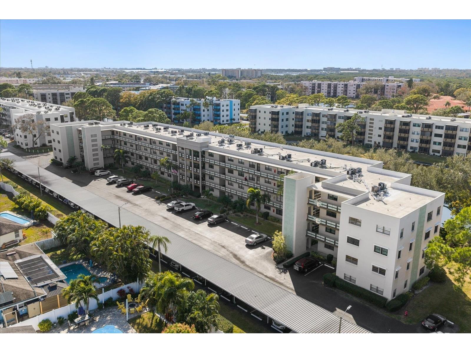 6080 N 80th Street N #412 Saint Petersburg FL 33709 TB8477192 image3