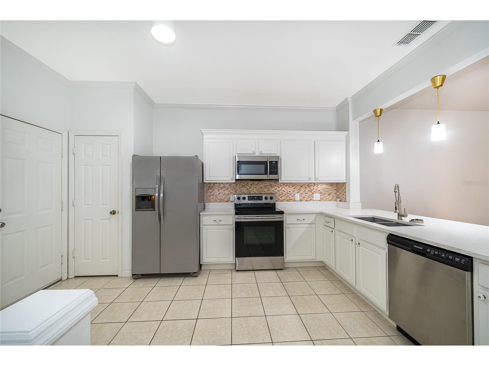 6080 Twain Street #102 Orlando FL 32835 O6410729 image5