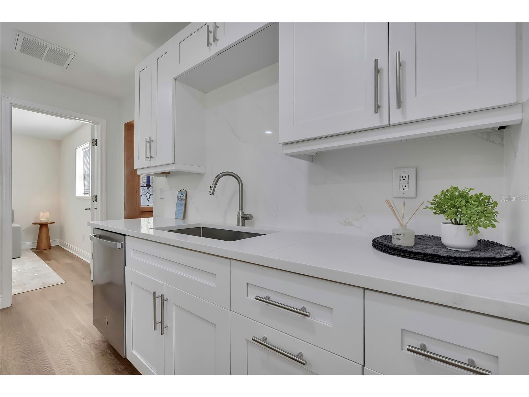 6080 Waverly Road Weeki Wachee FL 34607 W7887149 image10