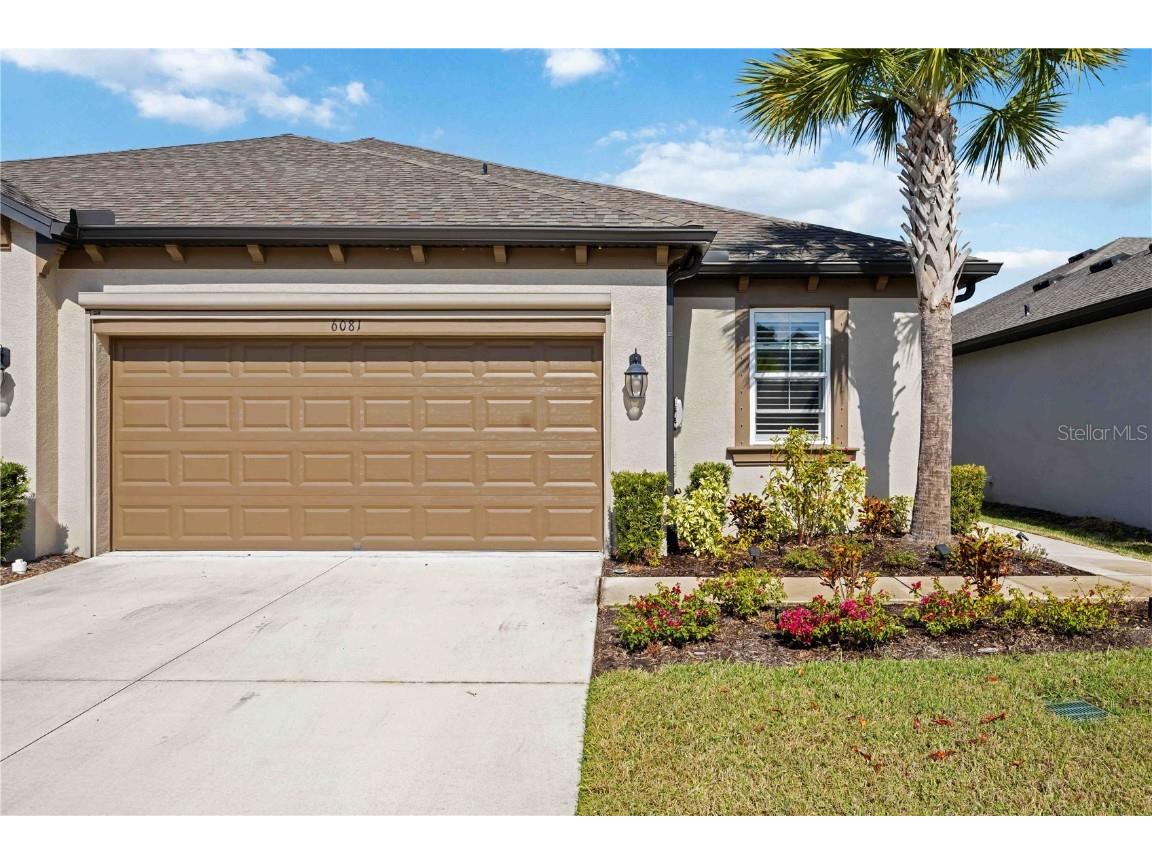 6081 Amberly Drive Bradenton FL 34208 A4672723 image1