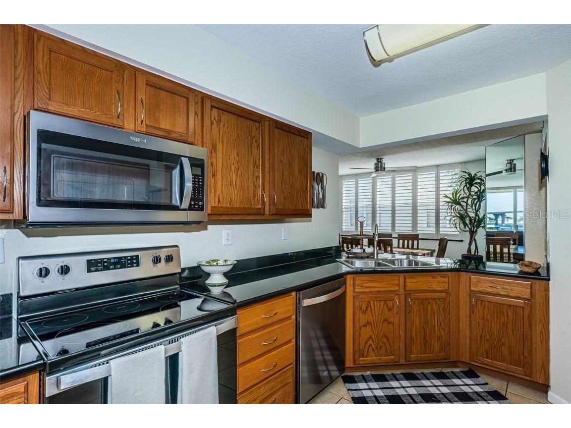 6081 Bahia Del Mar Circle #456 Saint Petersburg FL 33715 TB8383195 image3