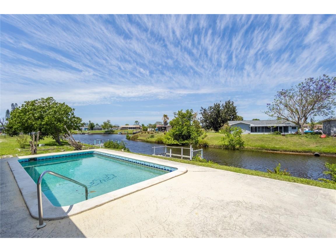 6082 Fabian Road North Port FL 34287 - FABIAN WATERWAY C7490608 image1