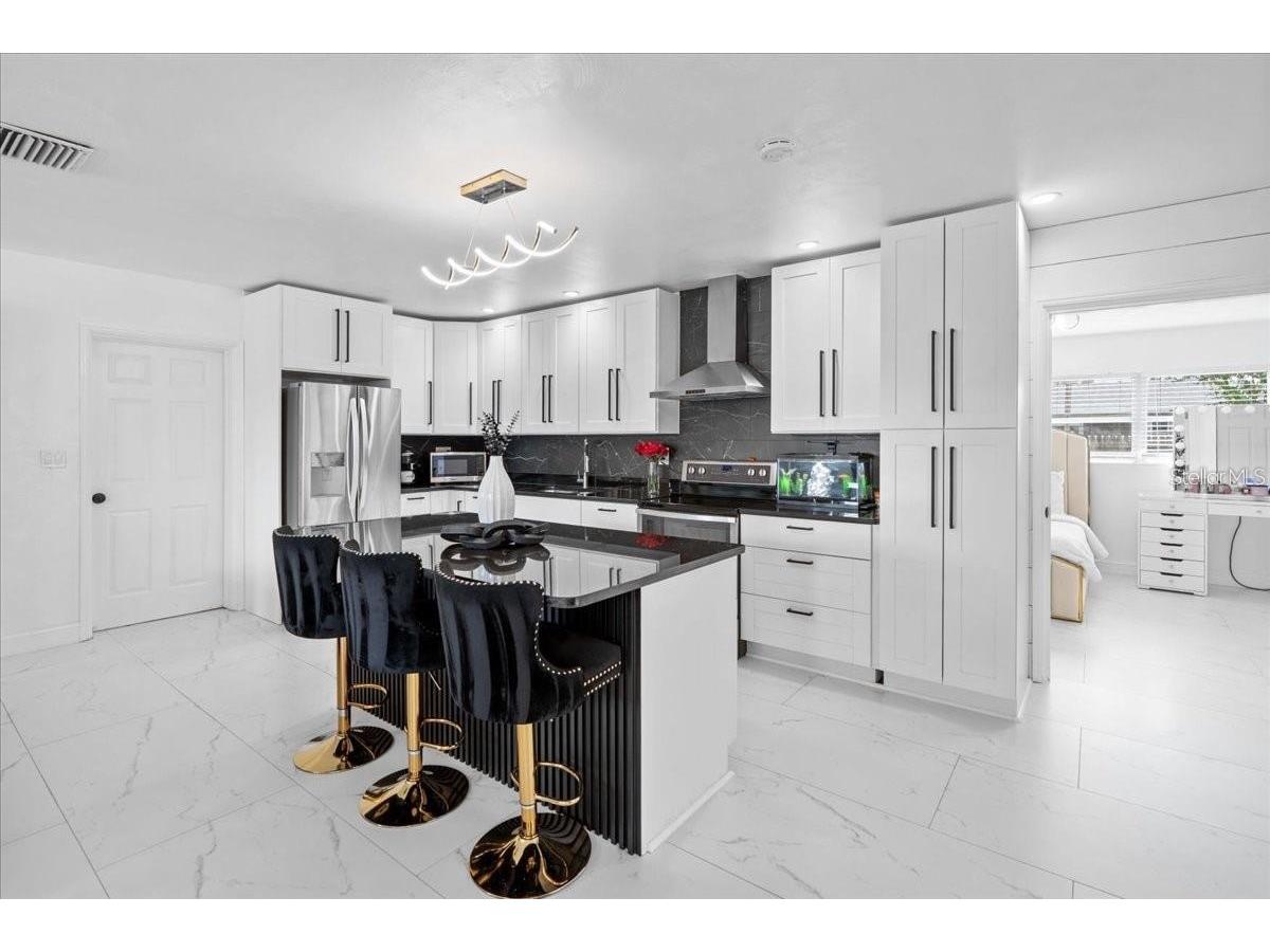 6083 50th Avenue N Kenneth City FL 33709 TB8482660 image12