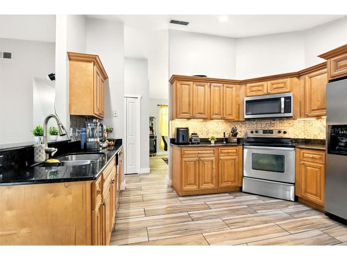 6084 Brookhill Circle Orlando FL 32810 O6331855 image16