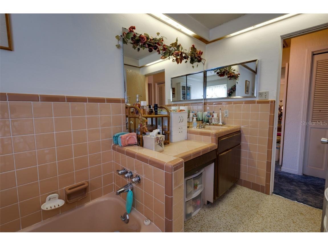 6085 Amaryllis Drive Indian Lake Estates FL 33855 - LAKE WALK IN WATER TB8332916 image11