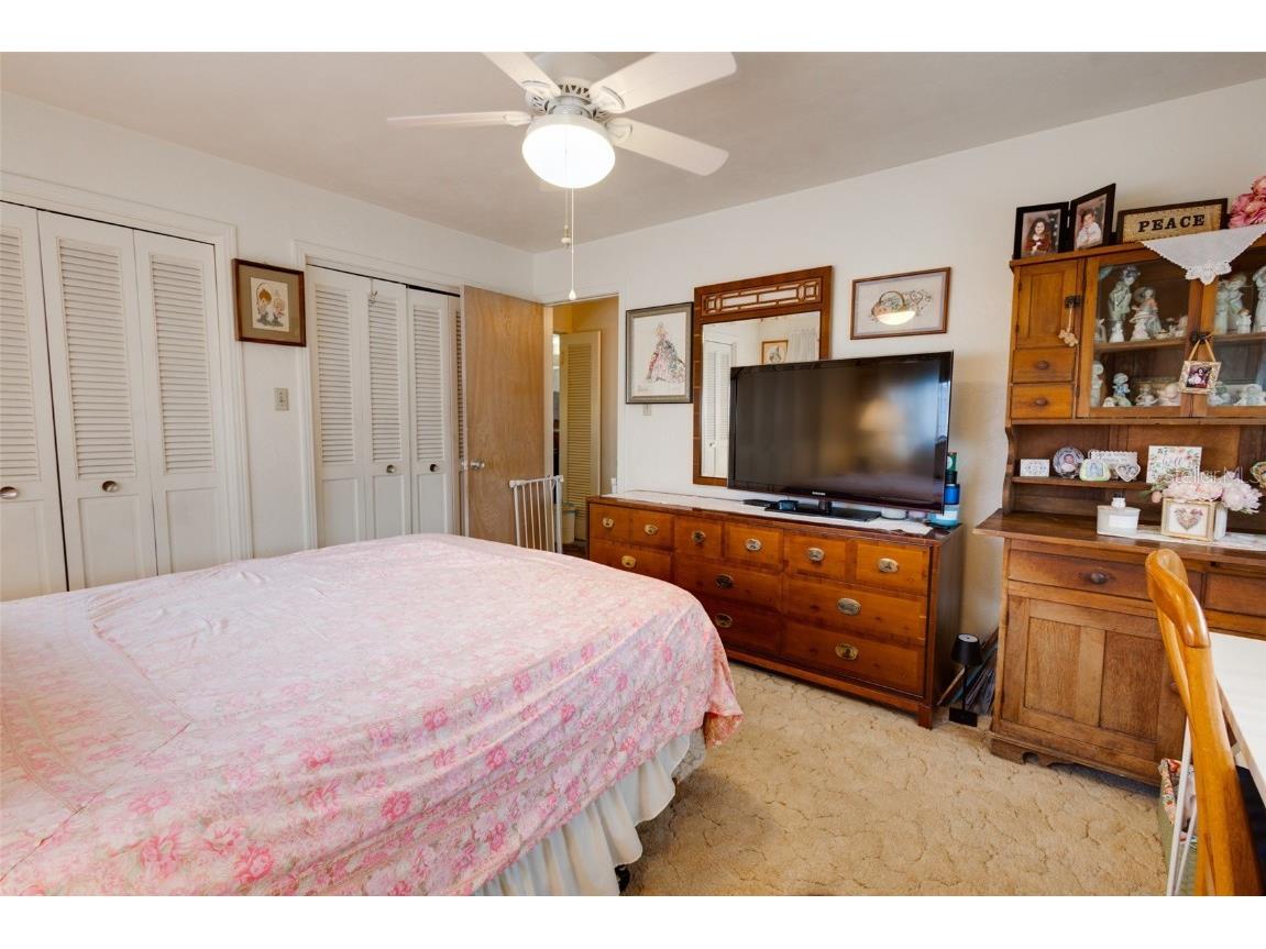 6085 Amaryllis Drive Indian Lake Estates FL 33855 - LAKE WALK IN WATER TB8332916 image13