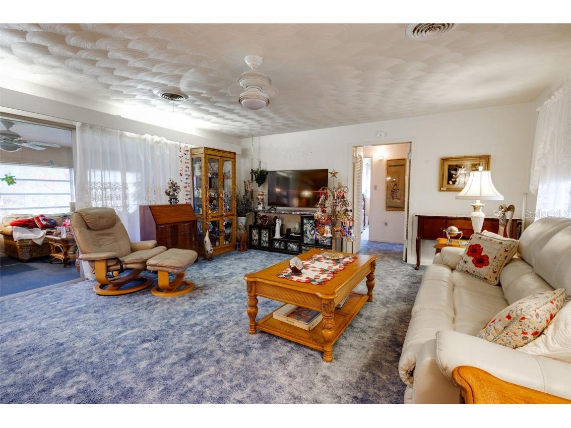 6085 Amaryllis Drive Indian Lake Estates FL 33855 - LAKE WALK IN WATER TB8332916 image3