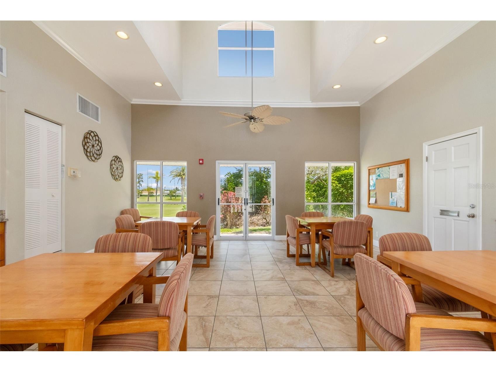 6085 Bahia Del Mar Boulevard #106 Saint Petersburg FL 33715 TB8502712 image33