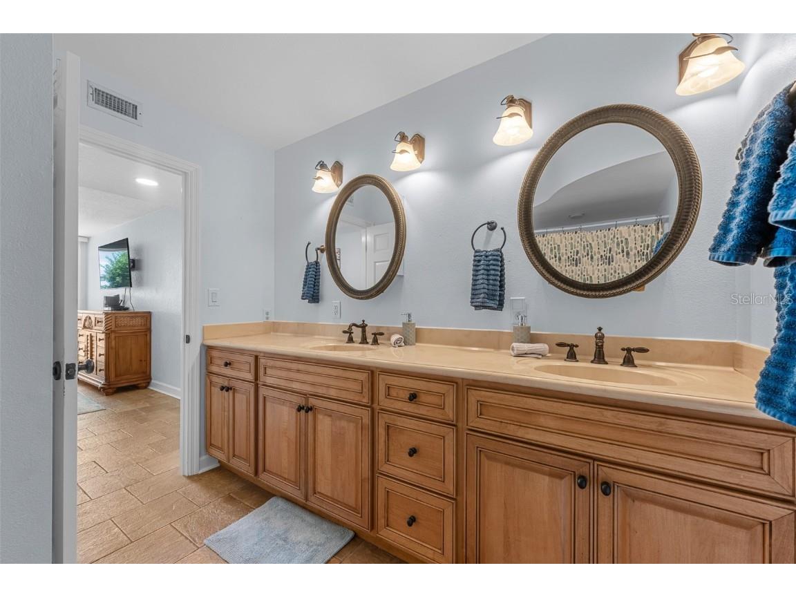 6085 Bahia Del Mar Circle #171 Saint Petersburg FL 33715 TB8416984 image28