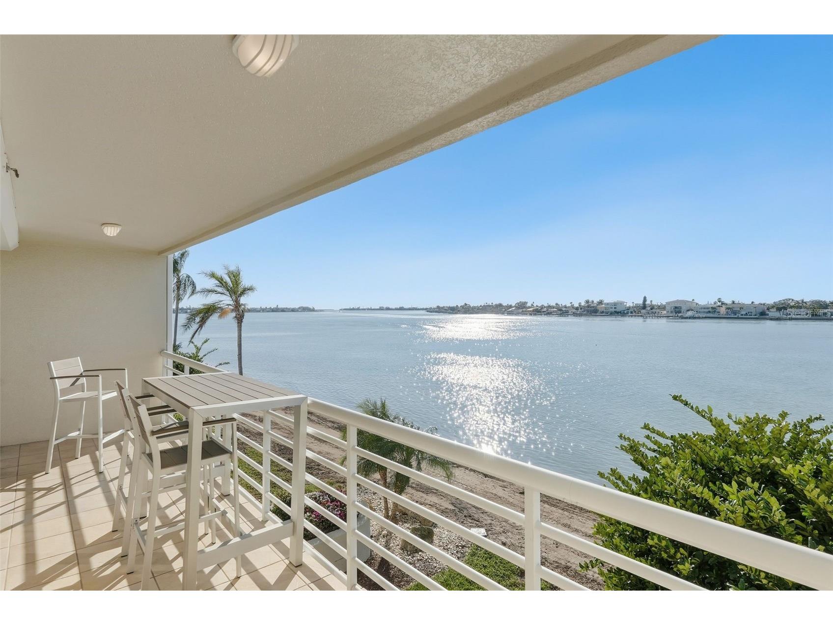 6085 Bahia Del Mar Circle #268 Saint Petersburg FL 33715 - BOCA CIEGA BAY TB8465718 image1