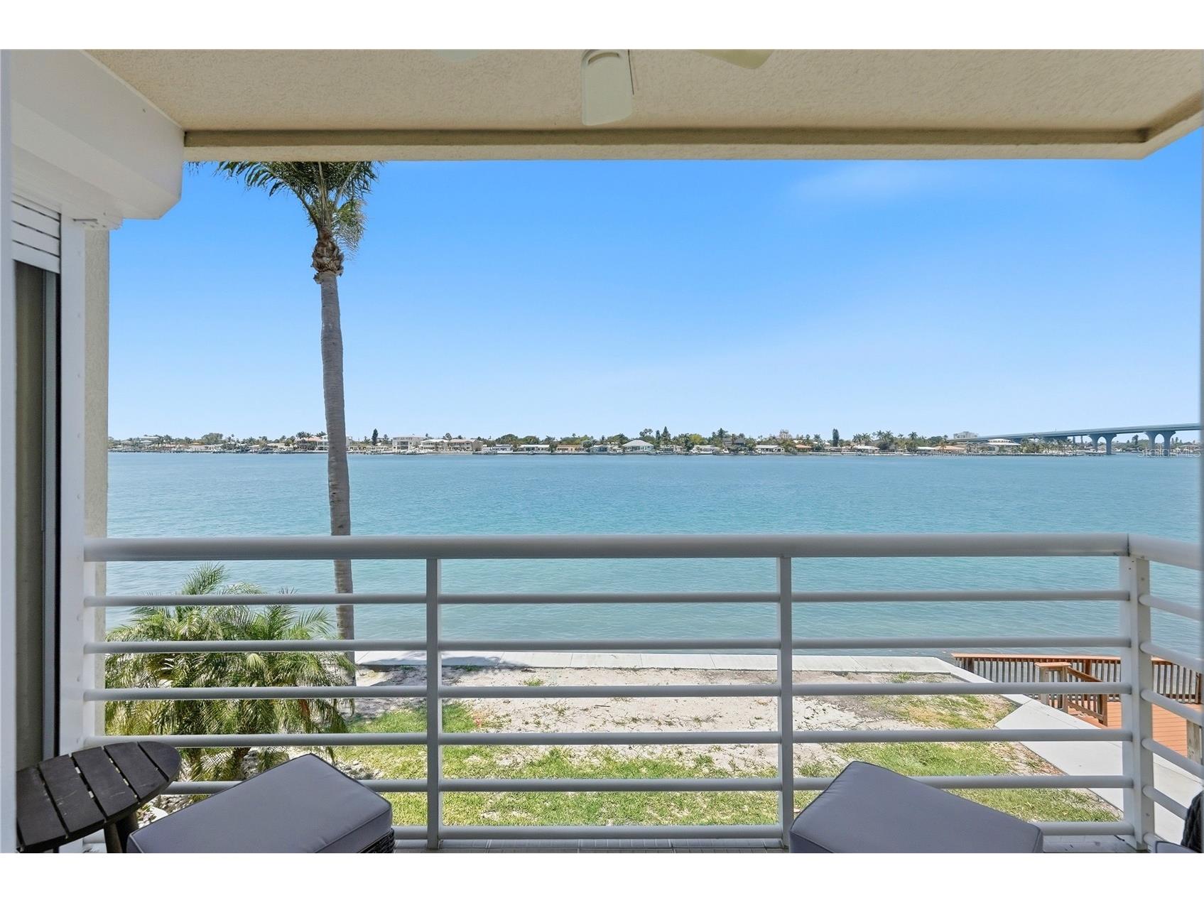 6085 Bahia Del Mar Circle #272 Saint Petersburg FL 33715 - BOCA CIEGA BAY TB8507299 image1