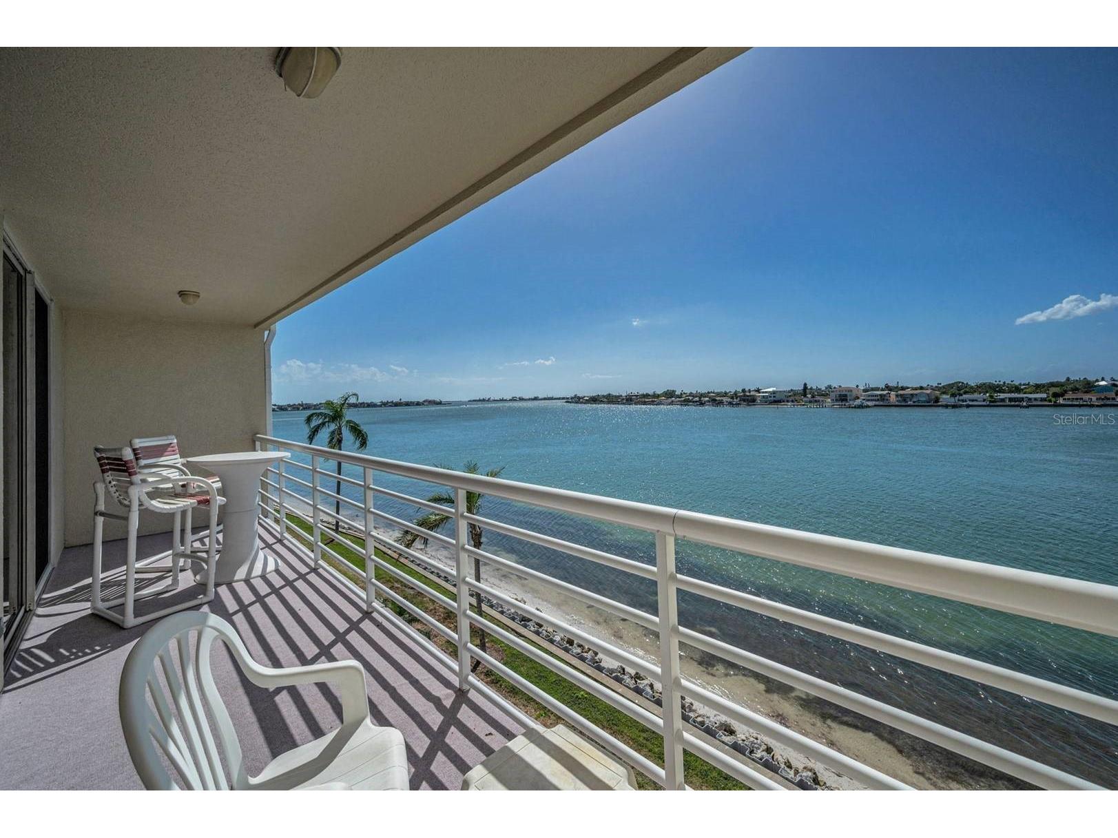 6085 Bahia Del Mar Circle #467 Saint Petersburg FL 33715 TB8474427 image1