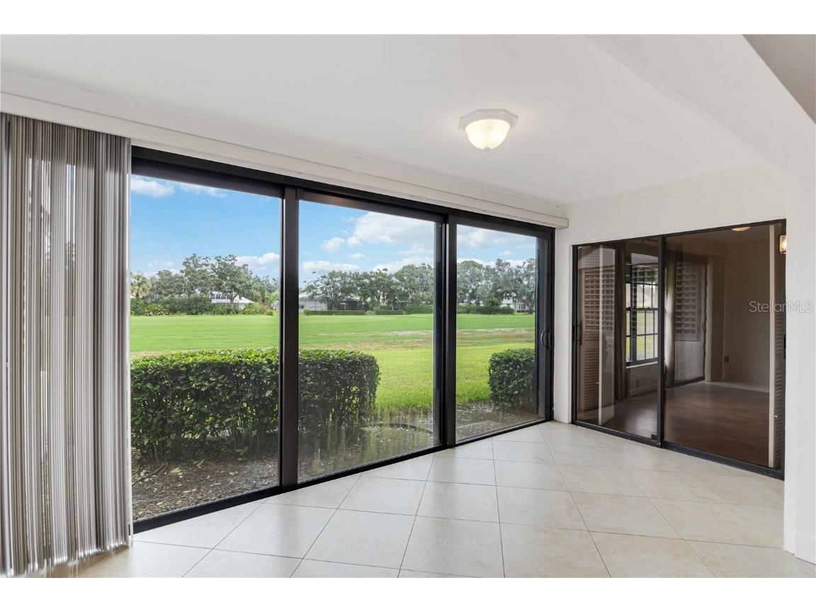 6085 Clubside Drive Sarasota FL 34243 A4666788 image10