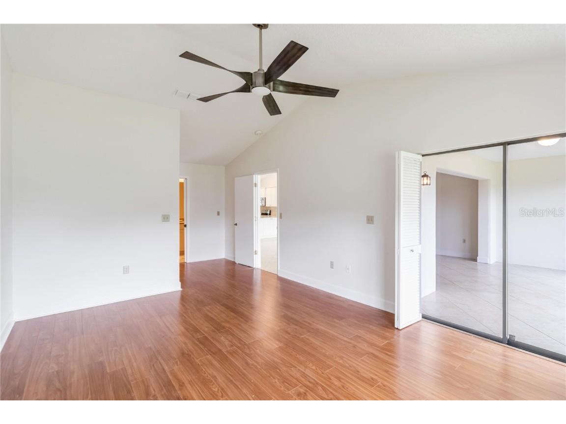 6085 Clubside Drive Sarasota FL 34243 A4666788 image25