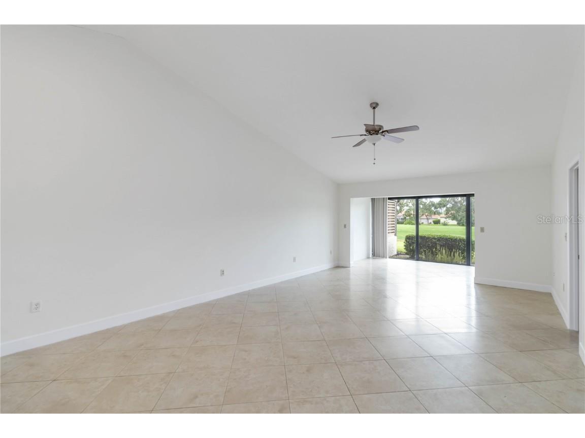 6085 Clubside Drive Sarasota FL 34243 A4666788 image5